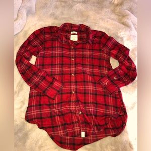 American Eagle AE Ladies Medium M AHHMAZING Red Plaid Flannel